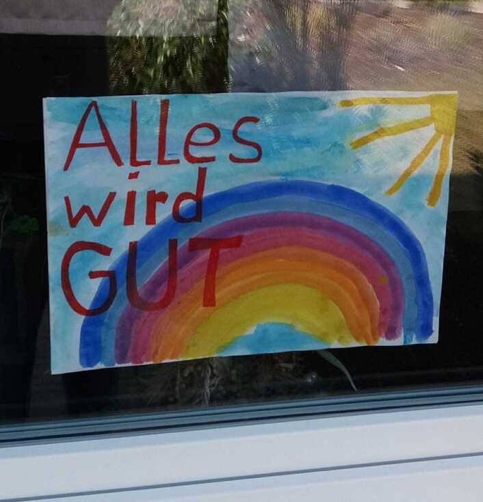 LK Ansbach Fenster voller Regenbögen Radio 8